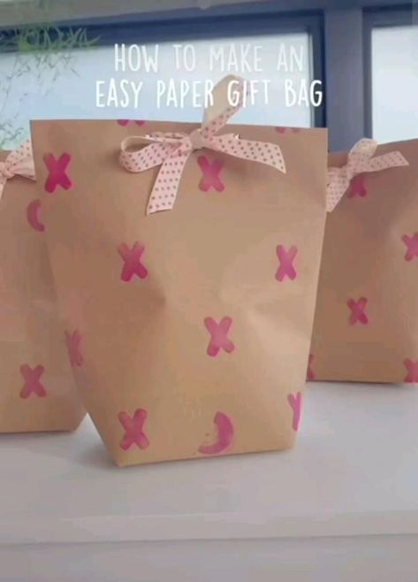 Diy Gifts To Sell, Diy Friendship Bracelets Tutorial, Paper Box Template, Paper Flower Art, Birthday Gifts For Friends, Wrapping Techniques, Gift Wrapping Techniques, Creative Gift Wraps, Diy Birthday Gifts For Friends