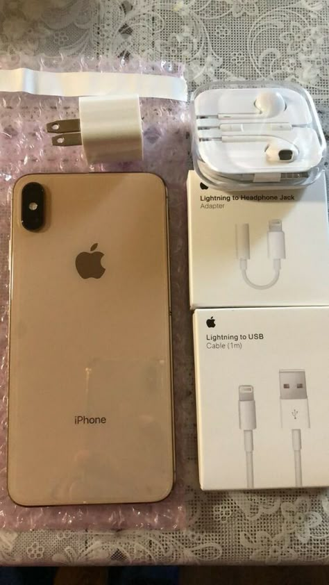 Apple Iphone Accessories, Dream Phone, Simple Mobile, Iphone Obsession, Iphone Hacks, Instagram Creative, Iphone Accessories, New Phone, Free Iphone