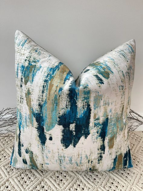 Luxury Peacock Velvet Gold and Teal Textured Cushion Pillow - Etsy Teal Couch, Teal Cushion, Peacock Velvet, Teal Living Rooms, Peacock Teal, Teal Cushions, Teal Pillows, Teal Sofa, Teal Bedroom