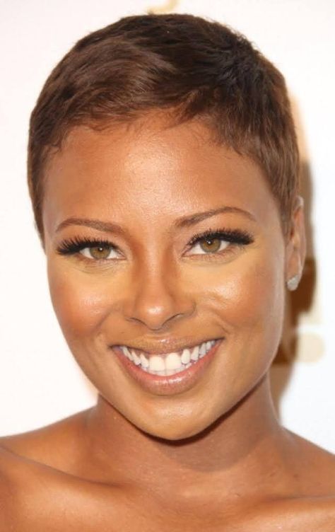 Monique Jones, Very Short Hairstyles, Eva Marcille, Short Sassy Hair, Super Short Hair, Pixie Styles, Sassy Hair, Very Short Hair, Penteado Cabelo Curto