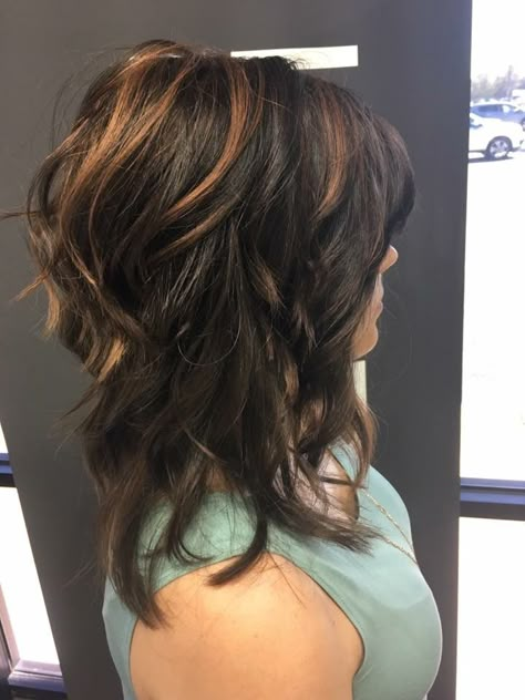 Thick Mid Length Hair, Medium Butterfly Haircut, Styles Medium Length Hair, Short Silk Press, Silk Press Hairstyles, Hair Styles Medium Length, Hair Styles Medium, Beautiful Brown Hair, Hairstyles For Layered Hair