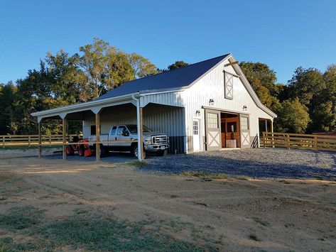 36x36 4 stall horse barn with loft and  a lean  too on each side. Horse Barn Exterior Doors, Barn With Lean To, Horse Barn With Apartment, 4 Stall Horse Barn Plans, 4 Stall Horse Barn, Party Barn Ideas, Small Pole Barn, Barn With Loft, Pole Barn Builders