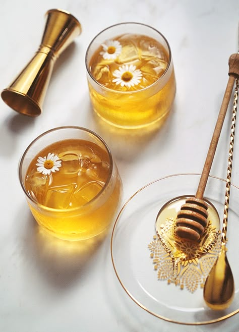 Tea Gif, Glace Fruit, Scent Marketing, Honey Photography, Blooming Tea, Cake Coffee, Honey Tea, Flower Tea, Food Cake