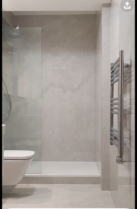 No Grout Shower Walls, Little Bathroom Ideas, White And Chrome Bathroom, Large Tile Bathroom, Light Grey Bathrooms, Gray Shower Tile, Bathroom Condo, Small Bathroom Tiles, Grey Bathroom Tiles