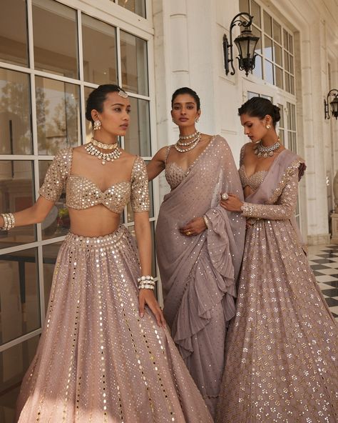 #VvaniVats "Jugmug" collection with glimmering mirror work and sequins; available at #AashniOnline for the brides and bridesmaids to-be who want to shine the brightest on those special days. Shop worldwide: 🌏aashniandco.com For any assistance or for booking an appointment please write to us on: 💌 customercare@aashniandco.com 📞WhatsApp +91 83750 36648 #AashniAndCo Multi designer store, Indian designers, Bridal wear, Bridal lehenga Flower Lehenga, Bridesmaid Lengha, Full Sleeves Blouse, Bridesmaid Indian, Mirror Blouse, Indian Bridesmaid Dresses, Indian Bridesmaids, Indian Wedding Gowns, Bridesmaid Lehenga