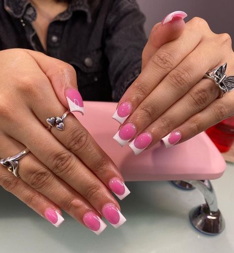 White Tip With Pink Powder Nails, Short Nail French Tip Designs Pink, Pink French Tip Nails With Heart Design, White French Tip Nails Pink Base, White French Tip With Pink Base, Pink Base White French Tip, Pink Base French Tip, French Tip With Pink Base, French Tip Pink Base