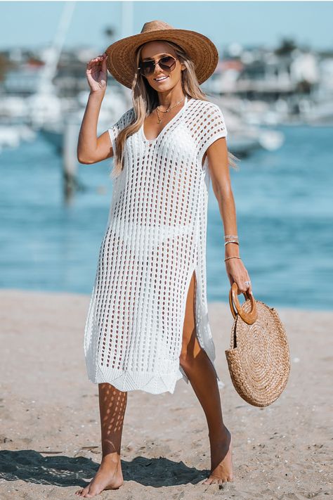 Knitted Beach Dress, Beach Coverups, White Crochet Dress, Stil Boho, Beach Coverup Dress, Neck Cover, Swimwear Beach, Styl Boho, Long Knit