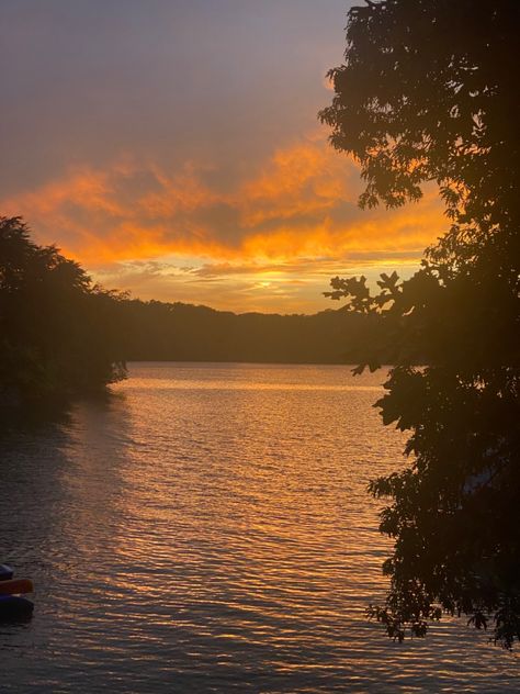 North Georgia Aesthetic, Lake At Sunset, Sunset On A Lake, Lake Lanier Georgia, Summer In The South, Gainesville Georgia, Atlanta City, Yellow Sunset, Hippie Car