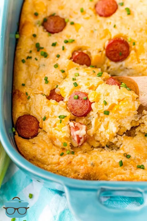 Hot Corn Casserole, Hot Dog Meals, Corn Dog Casserole, Healthy Hot Dog, Hot Dog Casserole, Ground Beef Breakfast, Dogs Recipes, Hot Dogs Recipes, Hot Corn