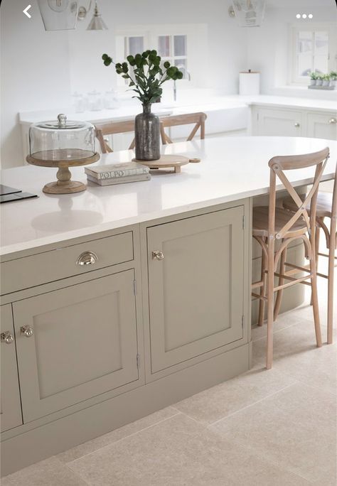 Stone Kitchen Cupboards, Stone And White Kitchen, Stone Country Kitchen, Farmhouse Flooring Kitchen, Kitchen With Cream Tile Floor, Cream Tile Floor Kitchen, Bright Country Kitchen, Stone Shaker Kitchen, Neutral Country Kitchen