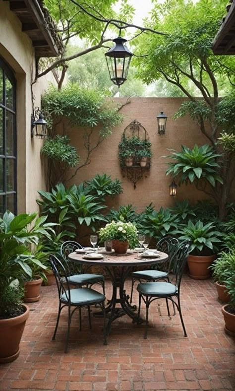 Small Garden Corner, Small Courtyard, Small Courtyard Gardens, Courtyard Gardens Design, Small Patio Garden, Courtyard Gardens, Courtyard Design, Small Courtyards, Patio Interior