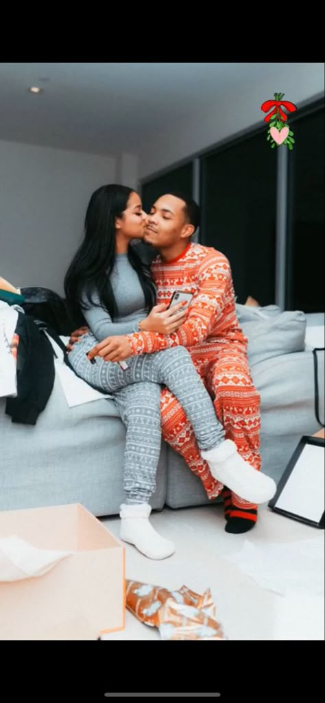 G Herbo Taina, Rappers Girlfriends Aesthetic, G Herbo And Taina Williams, G Herbo And Tiana, Mood Flicks, Rapper Couples, Vibes With Bae, Durag Styles, Taina Williams