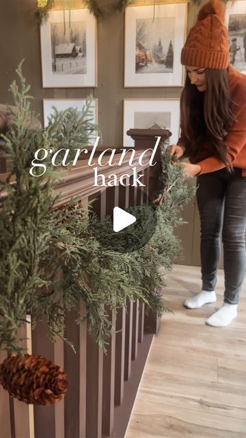 Ashley Hughes on Instagram: "The easiest way to hang garland- command hooks + binder clips👌🏻 your garland won’t be going anywhere! (Sometimes the binder clips aren’t necessary but if you find your garland sliding around at all, these will be a game changer for you!)

Garland + stockings linked in my Christmas highlight bubble + LTK link in my bio!😘
.
.
.
.
.
.
.
#garlandhack #christmasgarland #christmasdecor #stockings #hearthandhandwithmagnolia #hearthandhand #cottagesandbungalows #cottagesandbungalowsmagazine #christmascottage #cottagecore #englishcottage #englishcottagestyle" Hanging With The Hughes, Where To Put Garland Christmas, Christmas Stocking On Stairs, Hang Stockings On Stairs, Hanging Christmas Stockings On Mantel, How To Hang Garland On Tree, Christmas Garland On Ceiling Beams, How To Hang Stockings On Stairs, Garland On Bookshelves