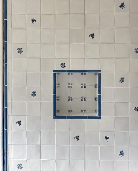 Wallpaper And Tile, Mini Lady Dior, Los Angeles Interior Design, Delft Tiles, Vintage Tile, Bathroom Renos, Bathroom Inspo, Dream Bathroom, House Bathroom