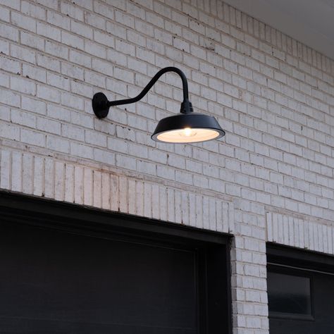 Garage Lighting Exterior, Door Lights Exterior, Garage Door Lights Exterior, Garage Lights Exterior, Garage Door Lights, Perimeter Lighting, Industrial Modern Design, Single Garage, Barn Lights