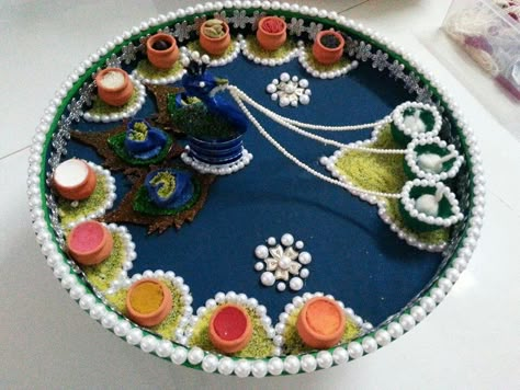 Aarti decoration Aarti Decoration, Arti Thali Decoration, Kalash Decoration, Arti Thali, Aarti Thali, Puja Thali, Ganesh Chaturthi Decoration, Thali Decoration Ideas, Thali Decoration