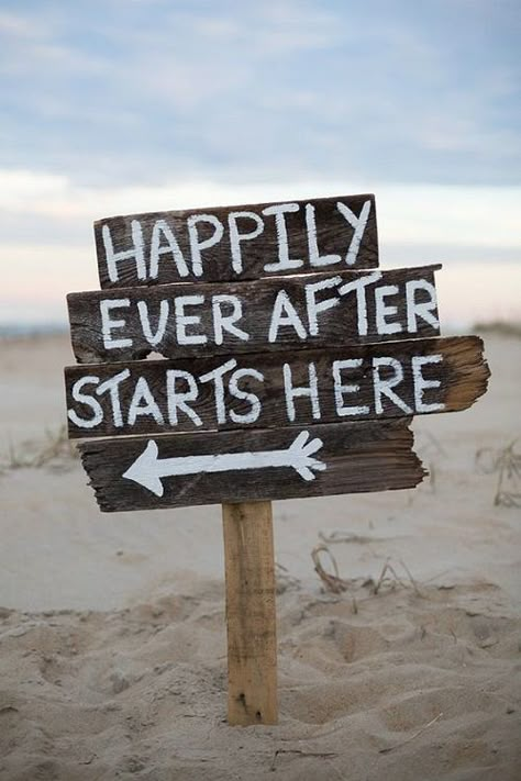 Creative Wedding Sign, Beach Wedding Signs, Beach Wedding Decorations Reception, Dream Beach Wedding, Summer Beach Wedding, Beach Wedding Inspiration, Beach Wedding Decorations, Beach Wedding Ideas, Dream Beach