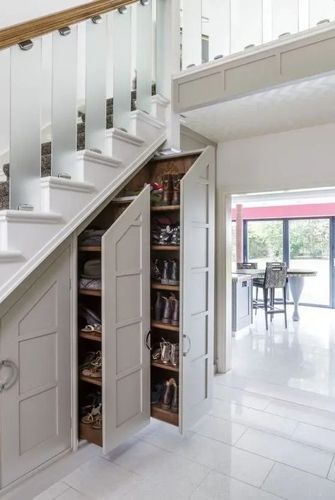 shoe storage with large drawers and an additional cabinet built into the staircase is a lovely idea Staircase Storage Ideas, Shoe Storage Under Stairs, Stairs Storage Drawers, Under Stairs Drawers, Cabinet Under Stairs, Storage Under Staircase, Stairway Storage, Stair Drawers, Understair Storage