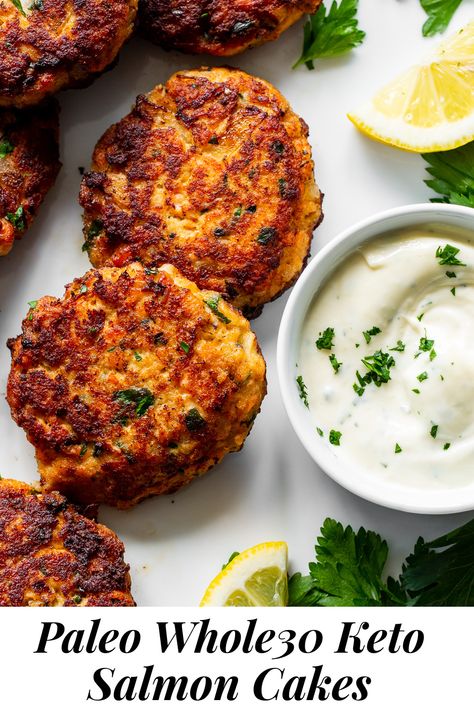 Whole30 Salmon Cakes, Paleo Sardine Recipes, Whole 30 Salmon Patties, Gluten Free Salmon Cakes, Aip Salmon Recipes, Whole 30 Salmon Recipes, Whole 30 Salmon Cakes, Salmon Recipes Paleo, Whole 30 Salmon