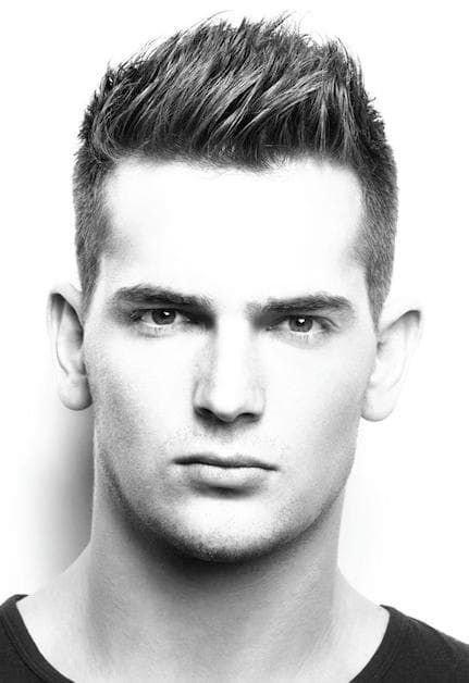 Best Short Spiky Hairstyles for men 4-min Mens Hairstyles Round Face, Trendy We Fryzurach, Top Hairstyles For Men, Round Face Men, Fade Haircut Styles, Men's Cuts, Men's Hair Styles, Short Spiky Hairstyles, Spiky Hair