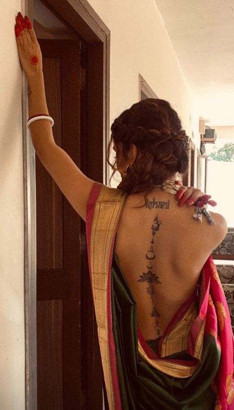 Indian Aesthetic Tattoo, Desi Tattoos For Women, Indian Tattoos For Women India, Black And Indian Mixed, Indian Inspired Tattoos, Bengali Tattoo, South Asian Tattoo, Curly Tattoo, Indian Style Tattoos