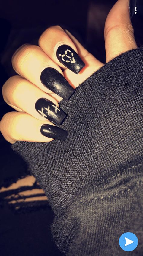 Pretty Nails Glitter, Sassy Nails, Black Nail Art, Grunge Nails, Pretty Nail Designs, Summer Acrylic Nails, Black Nail, Fire Nails, Best Acrylic Nails