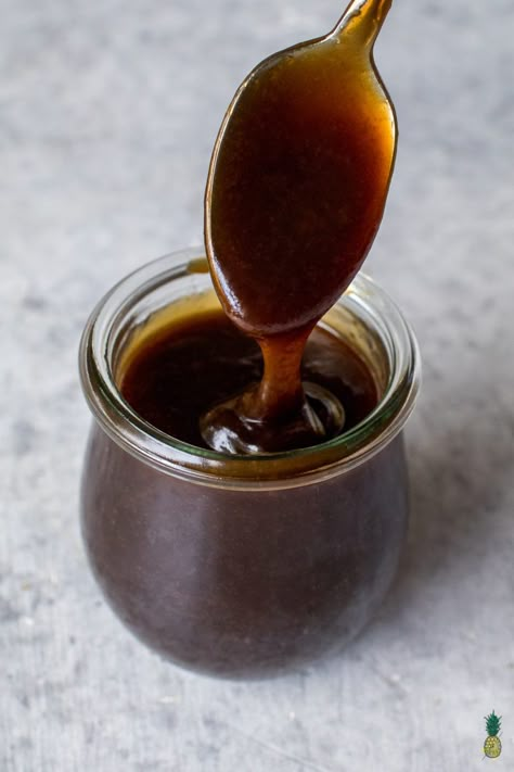 There is no need for store-bought teriyaki sauce ever again! This restaurant-style teriyaki sauce is so easy to make, requires just 7-ingredients that are most likely already in your pantry and is ready in about 10 minutes. #teriyaki #sauce #homemade #vegan #veganjapanese #condiment #oilfree #healthier #entree #lunch #dinner #mustmake #easyvegan #foolproof Teriyaki Sauce Easy, Easy Teriyaki Sauce Recipe, Vegan Teriyaki, Teriyaki Sauce Recipe, Vegan Japanese, Seasoned Rice Vinegar, Teriyaki Tofu, Vegan Sauces, Seasoned Rice