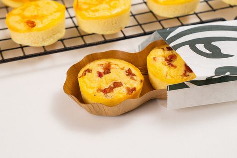 Starbucks Egg Bites (High Protein – Quick Breakfast) Starbucks Egg Bites Recipe, Starbucks Sous Vide Eggs, East Coast Kitchen, Gluten Free Party Food, Homemade Starbucks, Coast Kitchen, Starbucks Egg Bites, Egg Bites Recipe, Silicone Muffin Pan