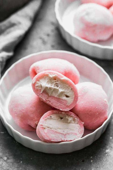 Easy Mochi Ice Cream Recipe - Tastes Better from Scratch Mochi Ice Cream Recipe, Japanese Rice Cake, Desserts Japonais, Mochi Ice, Strawberry Mochi, Mochi Recipe, Mochi Ice Cream, Flavor Ice, Clam Recipes