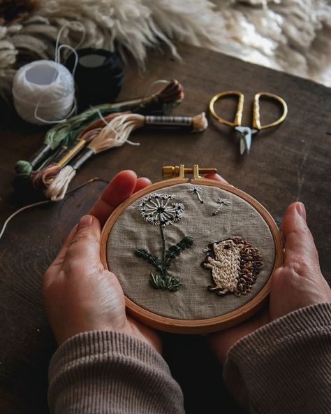 Having more time for slow stitching has been a blessing lately, so I managed to finish this little autumn scene I had started back in September. Do you have any hobbies you practice regularly ? . . .       antiques * color pallete * embroidery * natural * autumn * fall * hoop * thread * table setting * vintage * retro  * stitching * cottagecore * light academia * goblincore * naturecore * neutrals * hedgehog * dandelion . . .      #betweencozymoments #myvintagestyle #vintageautum... Doing Embroidery Aesthetic, Embroidery Vision Board, Vision Board Embroidery, Hand Embroidery Aesthetic, Embroidery Aesthetic Vintage, Thread Table, Hobbies Aesthetic, Cottagecore Light Academia, Aesthetic Pov