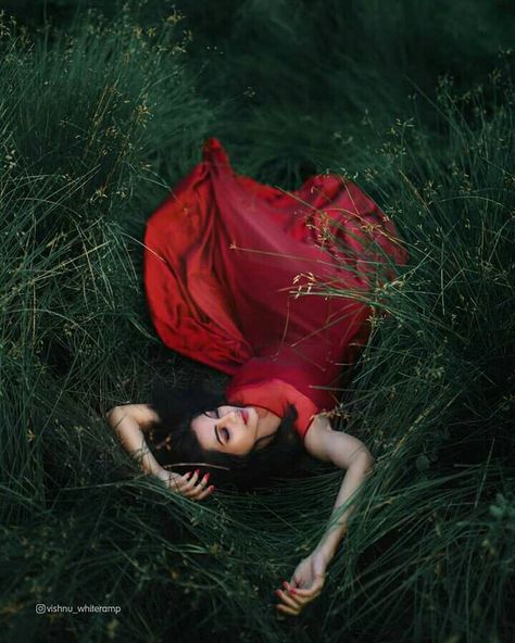 Successful Photography, Grad Session, Photography Career, Halloween Photography, The Art Of Photography, Long Red Dress, Art Of Photography, Vintage Floral Dress, Wild Woman