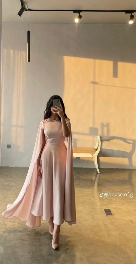 Princess Seam Top Blouses, Modest Prom Dresses With Sleeves Long, Elegant Pink Dress Classy, Modest Gowns Evening Classy, Elegant Modest Dress, Simple Dress Classy Elegant, Fancy Modest Dresses, Princess Dress Fairytale Royal, Modest Fancy Dresses