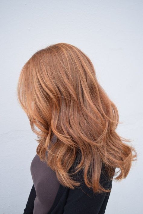 Rambut Brunette, Strawberry Blonde Hair Color, Natural Red Hair, Red Hair Inspo, Hair Strands, Ginger Hair Color, Hair Color Auburn, Strawberry Blonde Hair, Hair Color Highlights