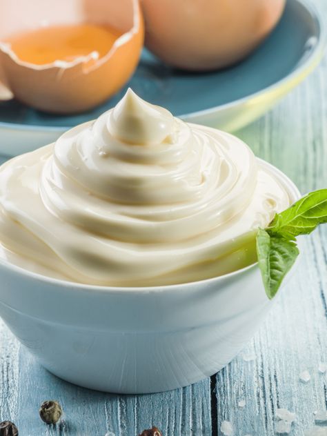 After lots of trial and error, I've created the Subway mayonnaise recipe that's identical to what is served at Subway. The best part is it takes only 5 minutes. Healthy Mayonnaise Recipe, Subway Recipes, Mct Oil Recipes, Healthy Mayonnaise, Homemade Mayonnaise Recipe, Salad Cream, Homemade Mayo, Mayonnaise Recipe, Fruit Salad Recipe