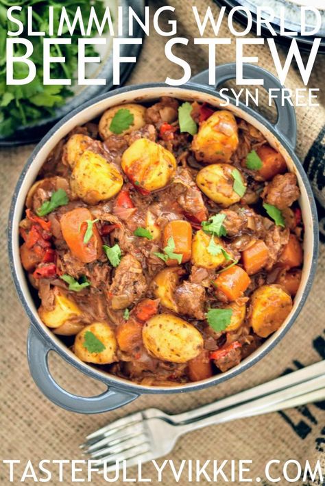 Slimming World Slow Cooker Syn Free Beef Stew - Tastefully Vikkie Chicken Stew Slow Cooker, Slow Cooker Recipes Uk, Slow Cooker Kip, Noom Meals, Stew Slow Cooker, Freezer Prep, Oatmeal Muffin, Slow Cooker Chicken Stew, Slow Cooker Recipes Beef Stew