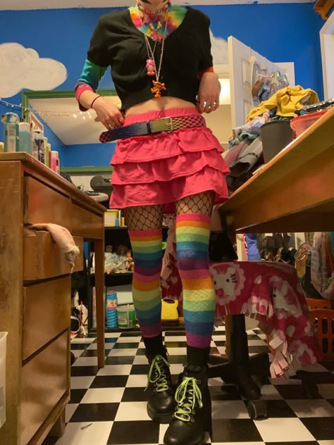 Kidcore Goth Outfits, Wired Core Outfits, Rainbow Emo Outfits, Rainbow Grunge Outfit, Earthbound Aesthetic Outfits, Bright Alt Outfits, Partycore Outfits, Dreamcore Outfit Aesthetic, Rainbow Alt Outfits