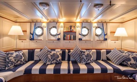 Yacht Interior Decor, Boat Remodel, Yacht Decor, Vintage Yacht, Boat House Interior, Boat Interior Design, Sailboat Interior, Sailboat Decor, Boat Living