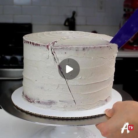 AwesomenessTV on Instagram: "This geode cake rocks our world! 💜 Follow @awesomenesstv for more." How To Make A Geode Cake, Rock Candy Cake, Rock Candy Cakes, Geo Cake, Geode Cakes, Buttercream Birthday Cake, Geode Rocks, Geode Cake, Cake Videos