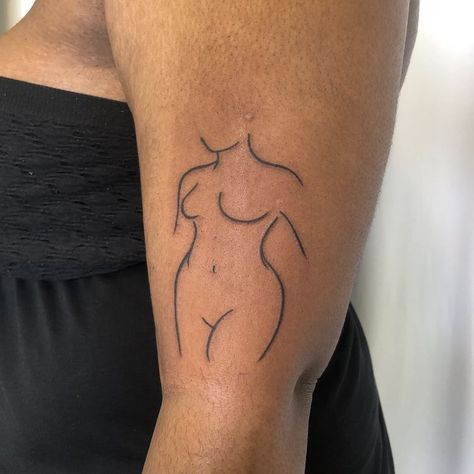 Figure Tattoo, Black Girls With Tattoos, Hip Tattoos Women, Silhouette Tattoos, Tattoos For Black Skin, Dope Tattoos For Women, Stylist Tattoos, Arm Tattoos For Women, Dainty Tattoos