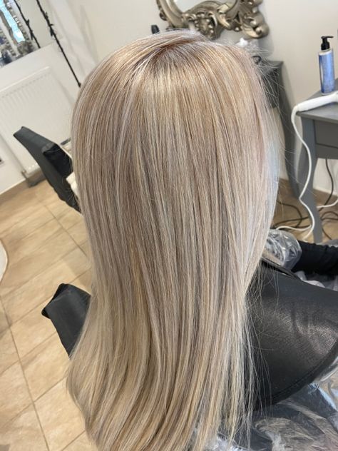 Blonde Hair Ash Brown Lowlights, Ashy Blonde Balayage On Blonde Hair, Cold Ash Blonde Hair, Dusky Blonde Hair, Ashy Blonde Full Highlights, Cooler Toned Blonde Hair, Lived In Champagne Blonde, Full Head Ash Blonde Highlights, Ash Hair Color Blonde