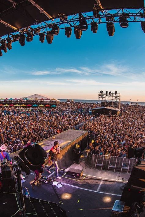 California Music Festivals, Coachella Crowd, Singer Motivation, Jazz Music Festival, Coachella California, Kasie West, Hangout Music Festival, Coachella Concert, 2024 Music