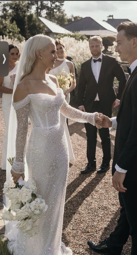 Elegant Long Sleeve Wedding Dresses, Pearl Wedding Dress, Sparkly Wedding Dress, Sparkle Wedding Dress, Classy Wedding Dress, Beach Wedding Dress Boho, Pretty Wedding Dresses, Fancy Wedding Dresses, Wedding Dresses Beaded