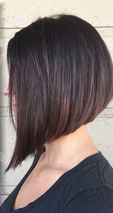 Brunette angled haircut Long Angled Bob Haircuts, Brunette Bob Haircut, Angled Haircut, Angled Bob Haircuts, Angled Bob Hairstyles, Brunette Bob, Wavy Bob Hairstyles, Choppy Bob Hairstyles, Long Bob Haircuts