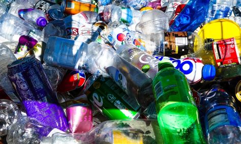 These 19 Companies Are Ditching Plastic Packaging – Food Tank Recycling Business, Recycling Facts, Landfill Waste, Monterey Park, Plastic Recycling, Recycling Process, Saving The Planet, Save The Earth, Plastic Pollution