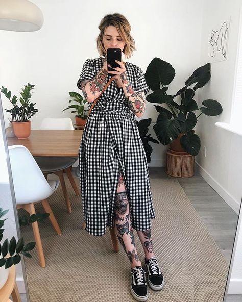 Noelle Turnage, Outfits Aesthetic Summer, Teaching Outfits, Looks Street Style, April 20, All Black Outfit, Edgy Outfits, Outfits Casuales, Alternative Fashion