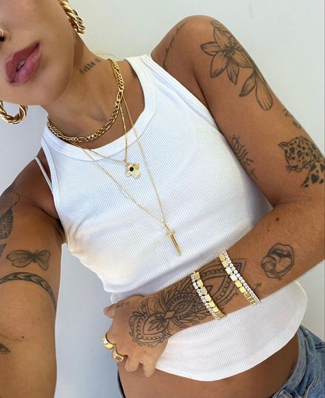 Tattoo Ideas For 20 Year Olds, Tattoo Sleeve Aesthetic Woman, Timeline Sleeve Tattoo, Muscular Woman Tattoos, Diva Tattoos For Women, Anatomy Inspired Tattoos, Tattoo Scattered Sleeve, Fineline Upper Arm Tattoo, Tattoo On Back Of Arm Women