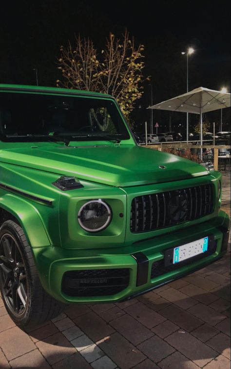 Green mercedes mettalic #night #mercedes #mercedesbenzamg #wallpaperideas #cars #mercedes #green Green Mercedes, Mercedes Benz Wallpaper, The Munster, Car Vibes, Mercedes G63, Chestnut Hair Color, Cars Mercedes, Royal Green, Exterior Paint Color