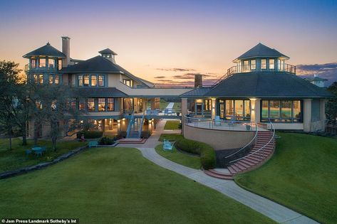 Luxury Houses Mansions, Dream Mansion, Carolina Beach, Mansions Luxury, Luxury Homes Dream Houses, Dream House Exterior, Dream House Plans, Dream House Decor, Dream Home Design