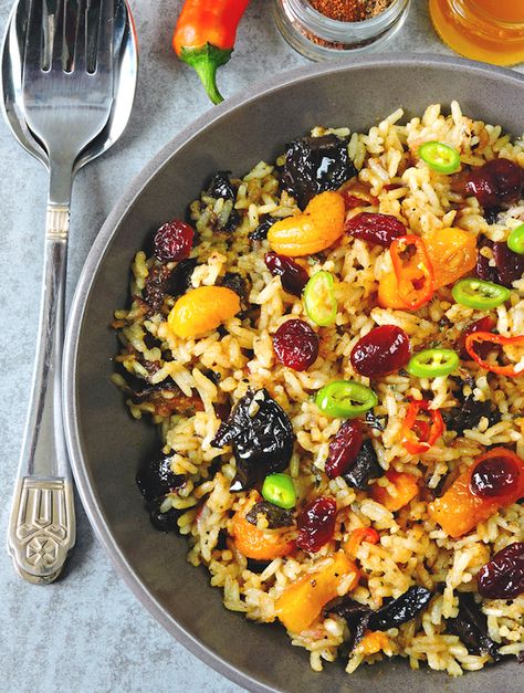 Basmati Rice Pilaf with Fruits and Nuts | The Vegan Atlas Basmati Rice Pilaf, Easy Chickpea Curry, Pilaf Recipes, Easy Rice, Rice Risotto, Rice Side Dishes, Rice Side, Couscous Recipes, Sour Soup