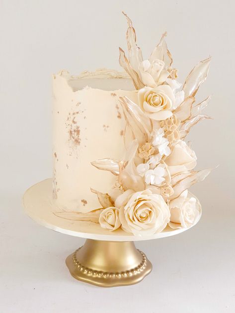 Rustic Boho Cake Design, Boho Anniversary Cake, Boho Cakes Wedding, Wedding Cake Designs 1 Layer, Elegant Boho Wedding Cake, Small Elegant Cake, Wedding Cake 1 Layer, Bohemian Cake Ideas, Cakes For Engagement Couple